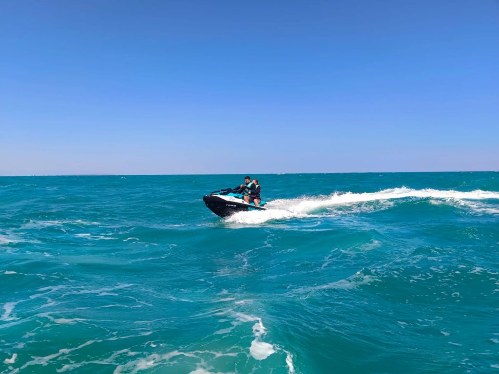 e7b99f08-bf20-4833-b12f-7c600f9c43db